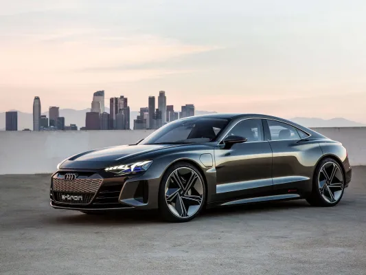 إي ترون GT